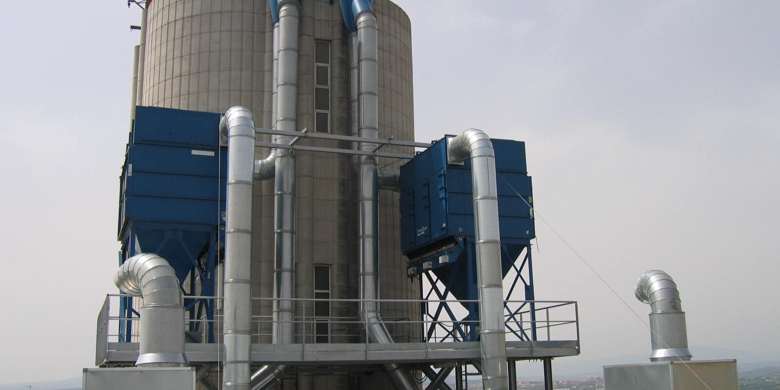 Equipos de filtración industrial sobre silo Equipos de filtración industrial sobre silo